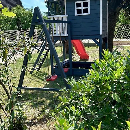 Agica Nyaralo 度假居 *