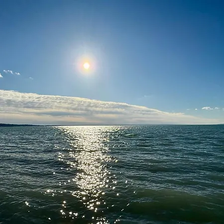 度假居 Agica Nyaralo 巴拉腾肯尼斯