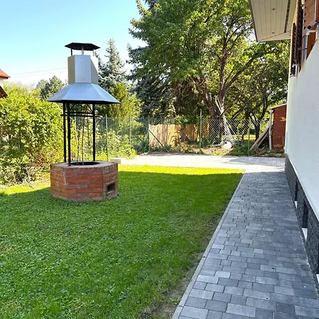 Agica Nyaralo 度假居