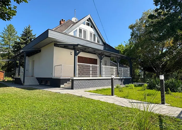 بيت للعطل Agica Nyaralo *